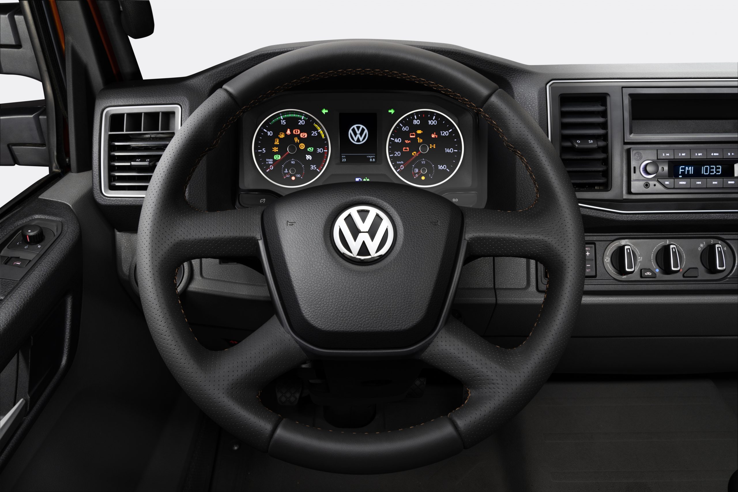 Delivery_11.180_4x4_Volante