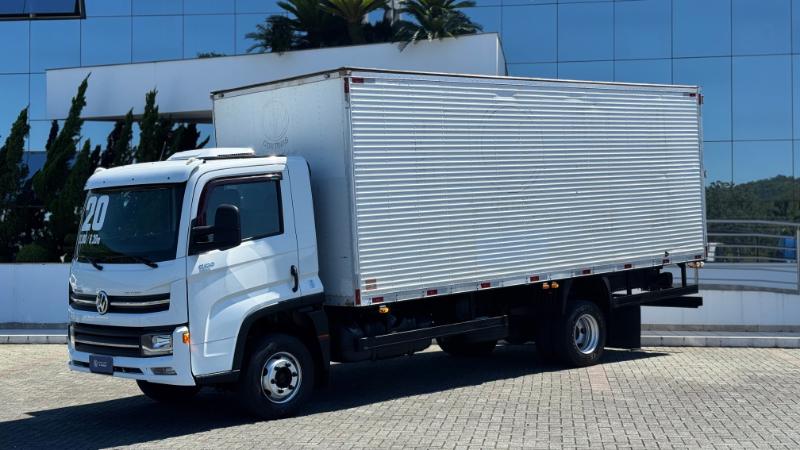 Imagem destaque Delivery 11.180 V-tronic 2020